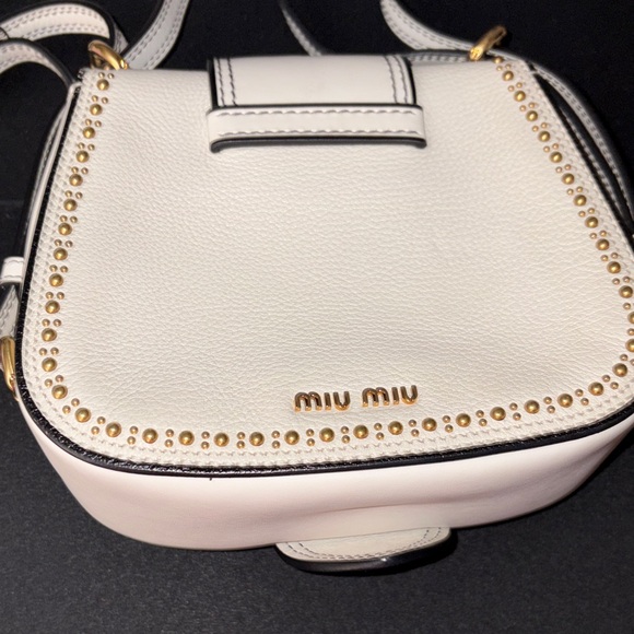 Miu miu Elegant White and Gold Embellished Women's Bag NWOT WITH COA AND DUSTY - Picture 4 of 5
